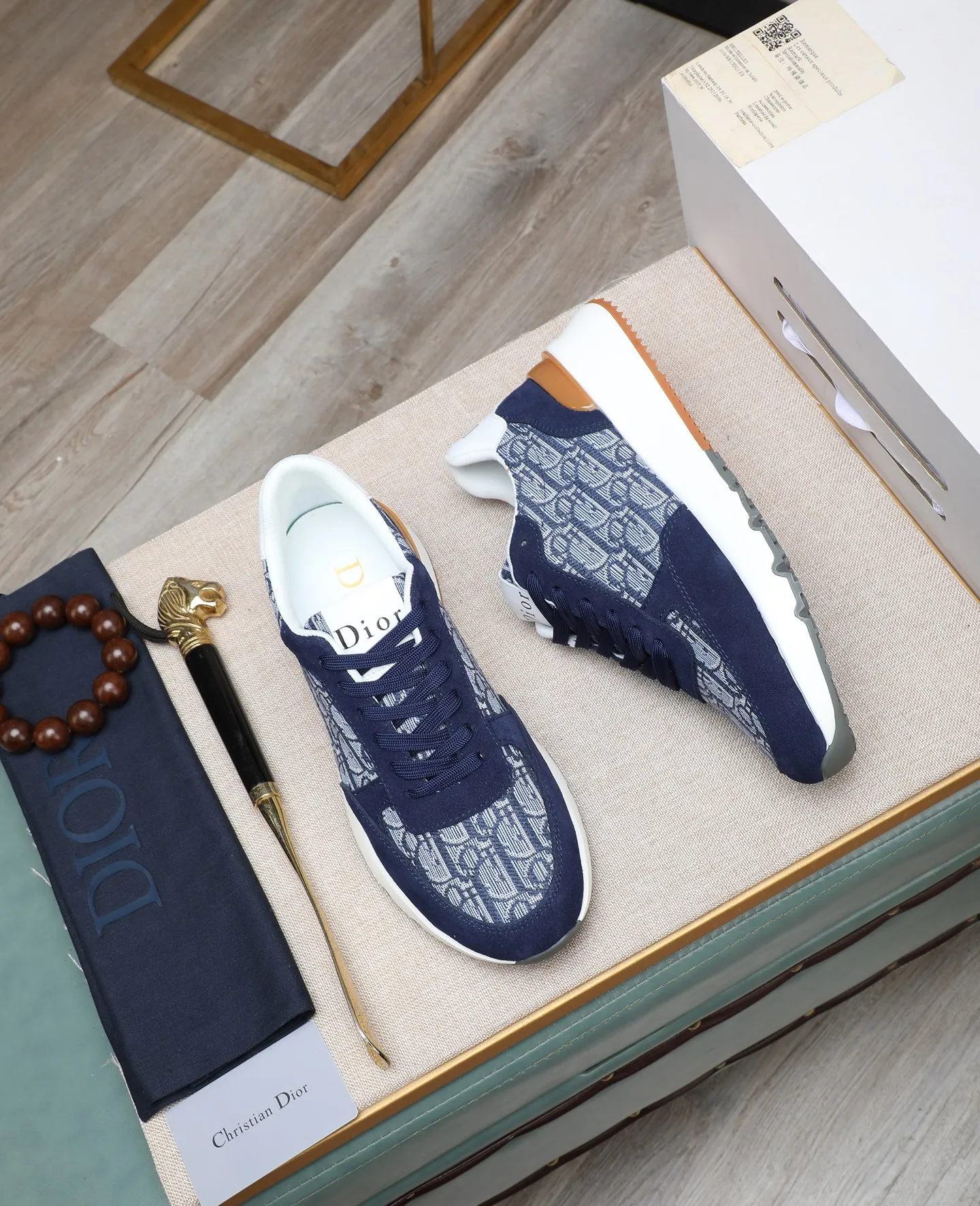 Men's men's shoes💰460 🌹🌹[Dior] latest model🙈original replica! 👟👟👟You can go to the top-notch workmanship. The upper is made of Italian 🇮🇹imported cowhide. The mesh lining is suitable for travel. The original replica outsole makes it suitable for all kinds of travel, showing low-key luxury. Let quality speak for itself. Color: Size: 38-44